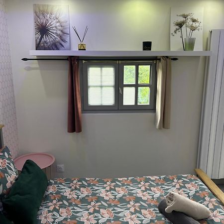 Justcozy Chambre Independante #2 Lille Luaran gambar